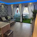 Luxury Alondras E108 Apartman Arona