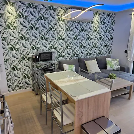 Luxury Alondras E108 Apartman *